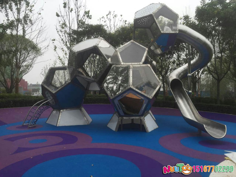 如何經(jīng)營(yíng)兒童樂(lè)園？應(yīng)該注意哪些？