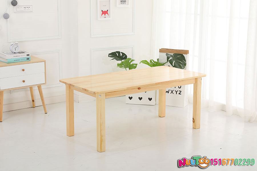 幼兒桌椅哪種材質(zhì)好維護(hù)一些？要綜合考慮